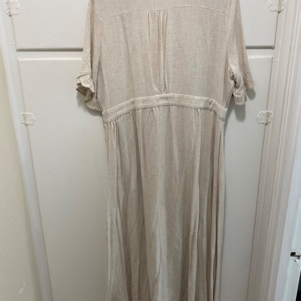 Cottagecore button down midi - Picture 4 of 6